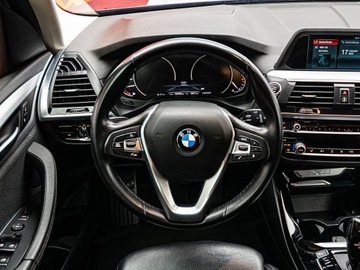BMW X3 G01 SUV 2.0 18d 150KM 2018 BMW X3 sDrive18d aut Suv 150KM 2018, zdjęcie 10