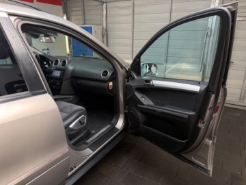 Mercedes Klasa M W164 Off-roader 3.0 V6 (320 CDI) 224KM 2008 Mercedes-Benz ML polski salon niski przebieg bogata opcja wyposazenia bezw, zdjęcie 5