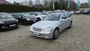 Mercedes Klasa C 2006 Mercedes C 220 ksenon, navi, 2xPDC, zdjęcie 2