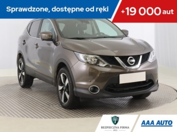 Nissan Qashqai II Crossover 1.2 DIG-T 115KM 2014 Nissan Qashqai 1.2 DIG-T, Salon Polska