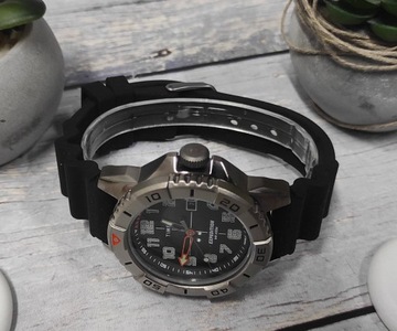 ZEGAREK TIMEX EXPEDITION PODŚWIETLENIEM TW2V40600