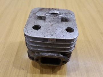 КОМПЛЕКТ ЦИЛИНДРОВ-ПОРШНЕЙ JONSERED 451E