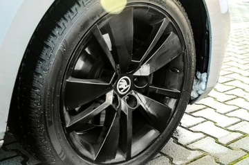 Skoda Superb III Kombi Facelifting 2.0 TDI SCR 200KM 2021 Skoda Superb 2.0 TDI SCR Sportline DSG, zdjęcie 19