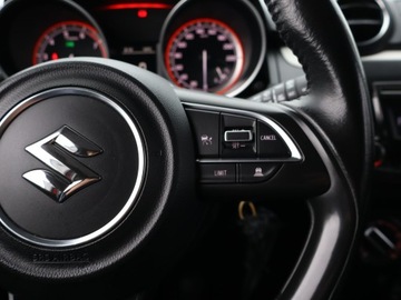 Suzuki Swift VI Hatchback Facelifting 1.2 DualJet SHVS 83KM 2021 Suzuki Swift 1.2, Salon Polska, VAT 23%, Klima, zdjęcie 14