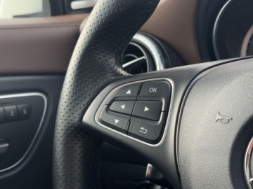 Mercedes CLA C117 Shooting Brake 2.0 250 211KM 2016 Mercedes-Benz CLA 2.0 Benzyna 211KM, zdjęcie 16