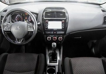 Mitsubishi ASX I SUV Facelifting 2016 1.6 117KM 2019 Mitsubishi ASX 1.6 benzyna _ kamera cofania _ 1.6 Benzyna 117KM, zdjęcie 4