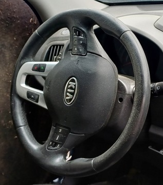 KIA SPORTAGE III 11R VOLANT KŮŽE KOŽENÁ