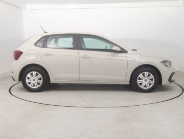 Volkswagen Polo VI Hatchback 5d Facelifting 1.0 TSI 95KM 2022 VW Polo 1.0 TSI, Salon Polska, 1. Właściciel, zdjęcie 5