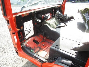 КАБИНА Iveco STRALIS 440S50 EURO5 ОРАНЖЕВЫЙ