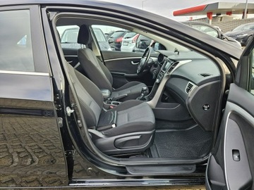Hyundai i30 II Hatchback 5d 1.6 GDI 135KM 2015 Hyundai i30 1,6 benzyna 135KM nawigacja kamera, zdjęcie 8