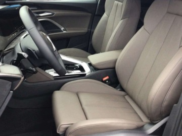 Audi Q5 II SUV Facelifting 2.0 40 TDI 204KM 2025 AUDI Q5 TDI quattro S line Suv 2.0 (204KM) 2025, zdjęcie 3