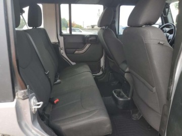 Jeep Wrangler III Unlimited Facelifting 3.6 V6 286KM 2018 Jeep Wrangler Unlimited Sport 2018 3.6 Benzyna 285KM, zdjęcie 11