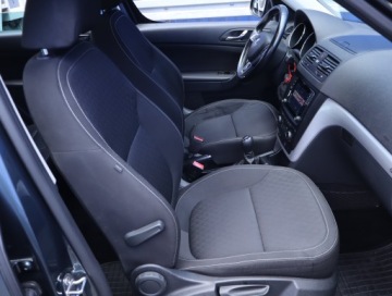 Skoda Yeti Outdoor 2.0 TDI 150KM 2016 Skoda Yeti 2.0 TDI, Navi, Klima, Klimatronic, zdjęcie 8