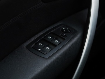 BMW X3 E83 2.0d 150KM 2006 BMW X3 2.0d, 4X4, Xenon, Klima, Klimatronic, zdjęcie 19