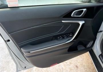 Kia XCeed 2025 Kia XCeed MY26 wersja TRIBUTE WINTER dostepny od reki w kolorze WOLF GREY, zdjęcie 15