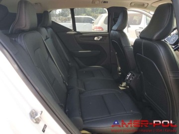 Volvo XC40 Crossover 2.0 T5 247KM 2019 Volvo XC 40 _T5_INSCRIPTION_4x4_2.0 L_248 km_2019r 2.0 Benzyna 248KM, zdjęcie 8
