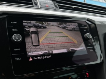 Volkswagen Passat B8 Variant Facelifting 2.0 TDI SCR 150KM 2023 Volkswagen Passat |Podgrzewana Kierownica| Masaż|, zdjęcie 30