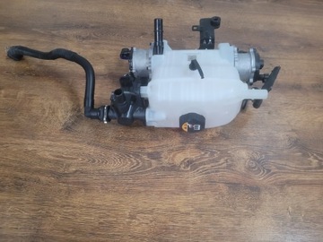 KIA EV6 NÁDOBKA VYROVNÁVACÍ VODY
