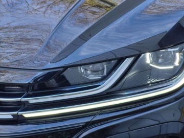 Volkswagen Arteon Shooting Brake R 2.0 TSI 320KM 2023 Volkswagen Arteon Shooting Brake R 320kmPanorama Grzana kanapa 2.0 320KM, zdjęcie 8