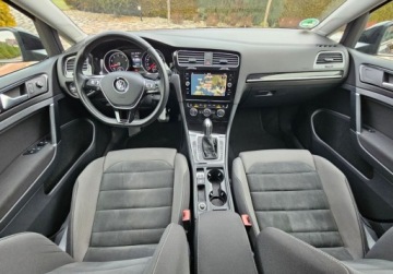 Volkswagen Golf VII Hatchback 3d Facelifting 1.5 TSI ACT 150KM 2017 Volkswagen Golf DSG, 1.5 Benzyna 150KM, Polecam 1.5 Benzyna 150KM, zdjęcie 4