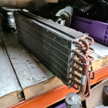 РЕЗИСТОРНЫЙ НАГРЕВАТЕЛЬ ОБОГРЕВАТЕЛЯ IVECO STRALIS