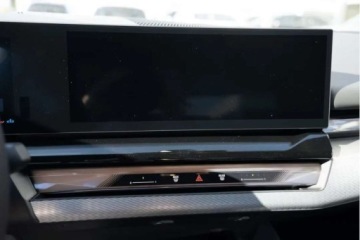 BMW Seria 5 G90-91 2025 BMW Seria 5 Pakiety Repair i Service Kamera 360 Glosniki Harman Kardon, zdjęcie 5
