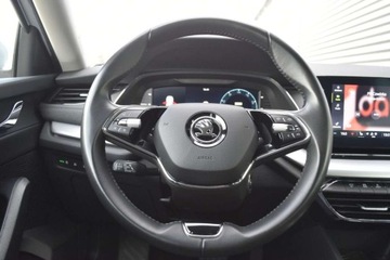 Skoda Octavia IV Kombi 2.0 TDI 150KM 2022 Skoda Octavia 2.0TDI 150KM Style Combi DSG Smartlink Kamera Kessy ACC Ambi, zdjęcie 11