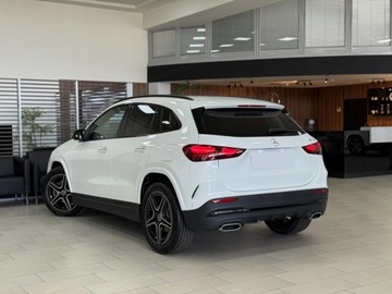 Mercedes GLA II Off-roader Facelifting 2.0 220 190KM 2025 MERCEDES-BENZ GLA 220 4-Matic AMG Line 2.0 (190KM) 2025, zdjęcie 3