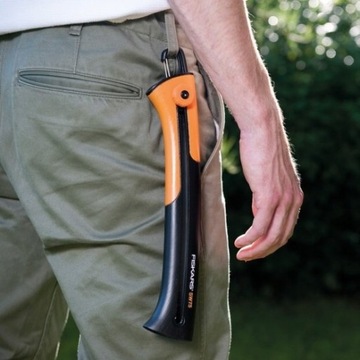 Ręczna piła do gałęzi FISKARS SW75 Xtract 330cm