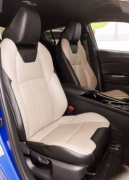 Toyota C-HR I Crossover Facelifting 2.0 Hybrid Dynamic Force 184KM 2019 Toyota C-HR 2.0 Hybrid Selection 2.0 Hybryda 184KM, zdjęcie 15