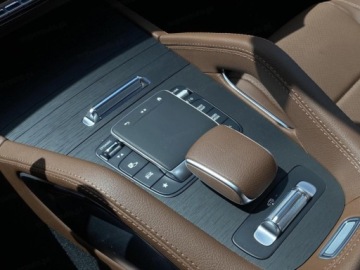 Mercedes GLE V167 SUV Facelifting 2.0 300d 269KM 2025 MERCEDES-BENZ GLE 300 d 4-Matic AMG Line 2.0 (269KM) 2025, zdjęcie 9