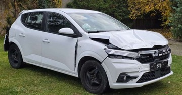 Dacia Sandero III Hatchback 5d 1.0 TCe 90KM 2022 Dacia Sandero Dacia Sandero TCe 90 Comfort Benzyna 91KM, zdjęcie 1