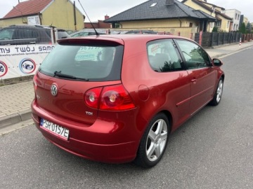Volkswagen Golf V Hatchback 1.9 TDI 105KM 2007 Volkswagen Golf GT LINE KLIMATYZACJA EL.SZYBY EL.LUSTERKA CENTRALNY ZAMEK, zdjęcie 2