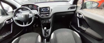 Peugeot 208 I Hatchback 5d Facelifting 1.2 PureTech 82KM 2016 Peugeot 208 Peugeot 208 1.2 PureTech Allure 1.2 Benzyna 82KM, zdjęcie 10