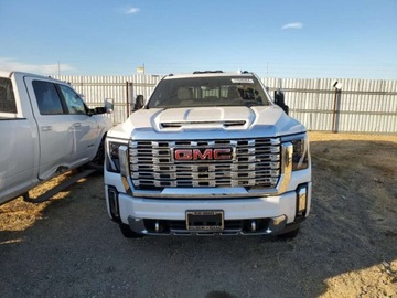  GMC Sierra K3500 Denali 2024 6.6l 6.6 Diesel 470KM, zdjęcie 5