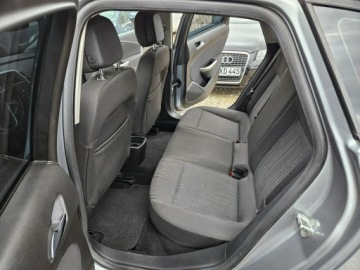 Opel Astra J Hatchback 5d 1.6 Twinport ECOTEC 115KM 2010 Opel Astra Opłacona Zdrowa Zadbana Serwisowana, zdjęcie 8