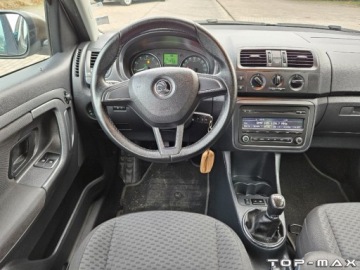 Skoda Roomster Mikrovan Facelifting 1.2 TSI 85KM 2013 Skoda Roomster 1.2 TSI Bogata Wersja 1.2 Benzyna 86KM, zdjęcie 11