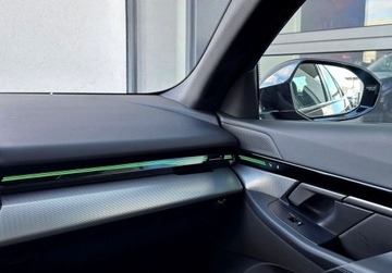 BMW Seria 5 G90-91 2024 BMW Seria 5 BMW 520i xDrive M Sport Shadow line FV23 Adaptive LED 2.0, zdjęcie 20