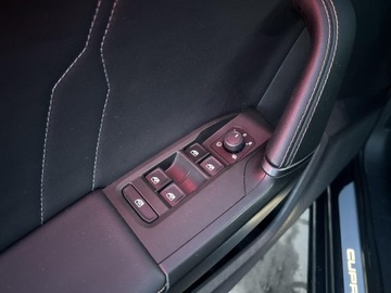 Cupra Formentor Crossover 2.0 TSI 310KM 2024 Cupra Formentor 2.0 TSI 4Drive Pakiet Zimowy Dach, zdjęcie 33