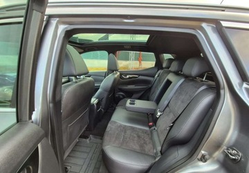 Nissan Qashqai II Crossover 1.2 DIG-T 115KM 2017 Nissan Qashqai Nissan Qashqai 1.2 DIG-T N-Connecta Xtronic EU6 1.2 Benzyna, zdjęcie 19