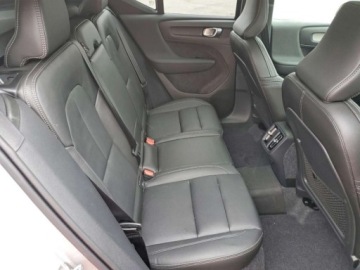 Volvo XC40 2025 Volvo XC 40 Ultra 2025 2.0 Benzyna 247KM, zdjęcie 10