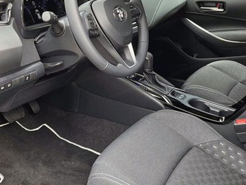 Toyota Corolla XII Sedan Facelifting 1.5 VVT-i 125KM 2024 Od ręki - Comfort 1.5 benzyna 125KM | Podgrzewane fotele!, zdjęcie 4