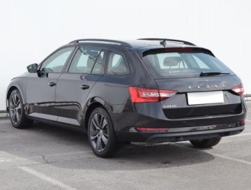 Skoda Superb III Kombi Facelifting 1.5 TSI 150KM 2020 Skoda Superb 1.5 TSI, Salon Polska, Automat, zdjęcie 3