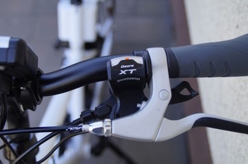 Электрический велосипед SHIMANO DEORE XT.