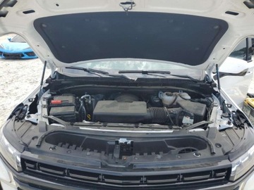 Chevrolet Suburban GMT900 2024 Chevrolet Suburban C1500 RST 2024 5.3l 5.3 Benzyna 355KM, zdjęcie 6