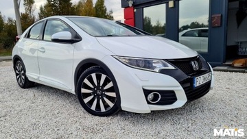 Honda Civic IX Hatchback 5d Facelifting 1.4 i-VTEC 100KM 2016 Honda Civic 1.4Benz manual Navi Kamera climatronic biala perla 1.3 99KM, zdjęcie 28