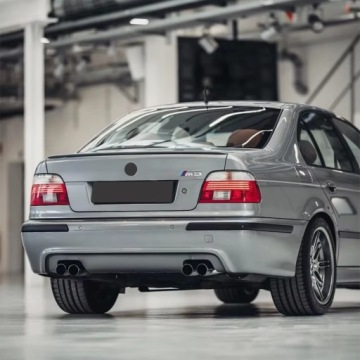 BMW 5 E39 черный глянец крышка крышки M5 стиль M спойлер