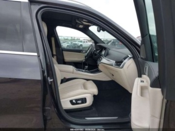 BMW X5 G05 2021 BMW X5 2021 BMW X5 xDrive45e Plug-In Hybrid 3.0 Benzyna 282KM, zdjęcie 4