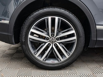 Volkswagen Tiguan II SUV Facelifting 1.5 TSI 150KM 2021 VOLKSWAGEN Tiguan 1.5 TSI Elegance DSG Suv 150KM 2021, zdjęcie 29