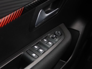 Peugeot 208 II Hatchback 1.5 BlueHDI 102KM 2022 Peugeot 208 1.5 BlueHDI, Salon Polska, zdjęcie 16